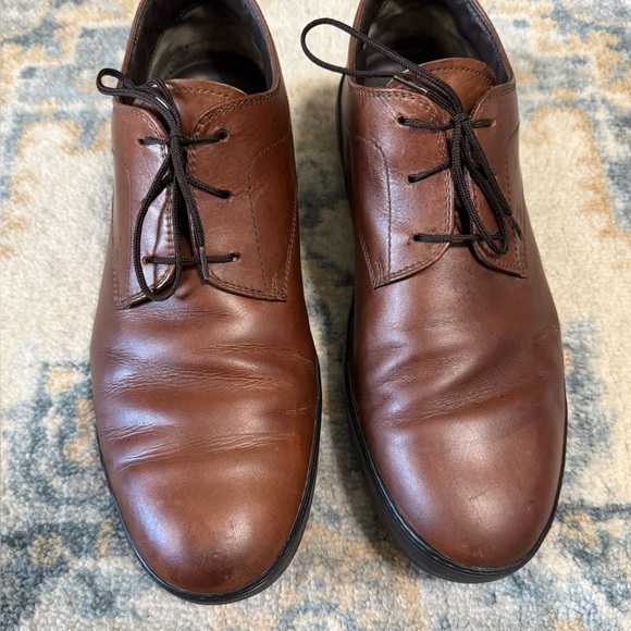 TOD’S Classic Brown Leather Men\'s Shoes Size 9